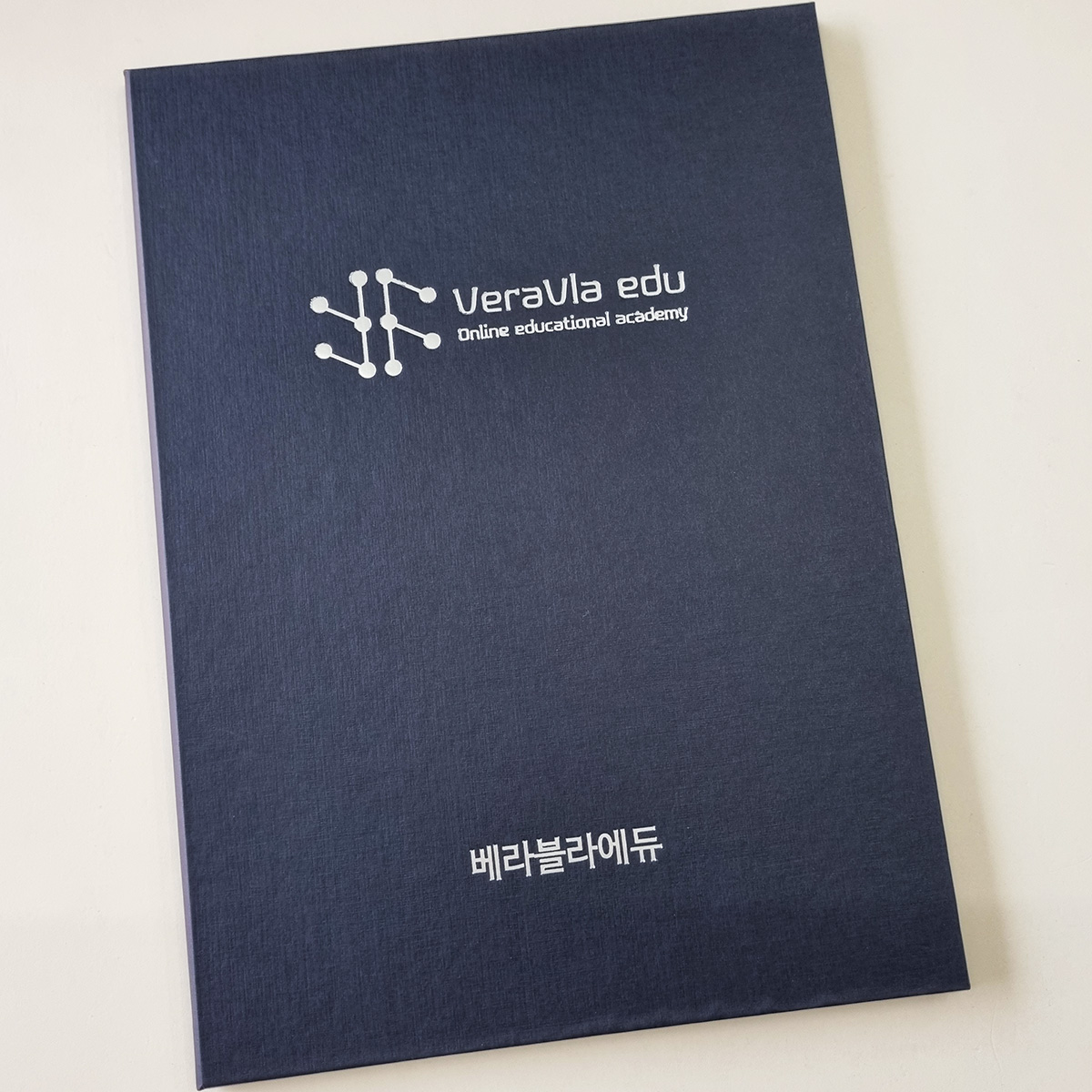 다크블루 리넨패턴 상장케이스 세로형 SC000753
