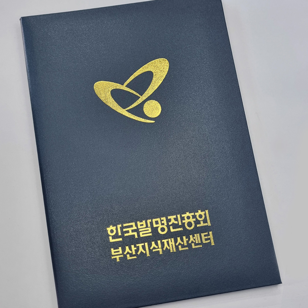 군청 포크르스 프리미엄 상장케이스 세로형 SC000979